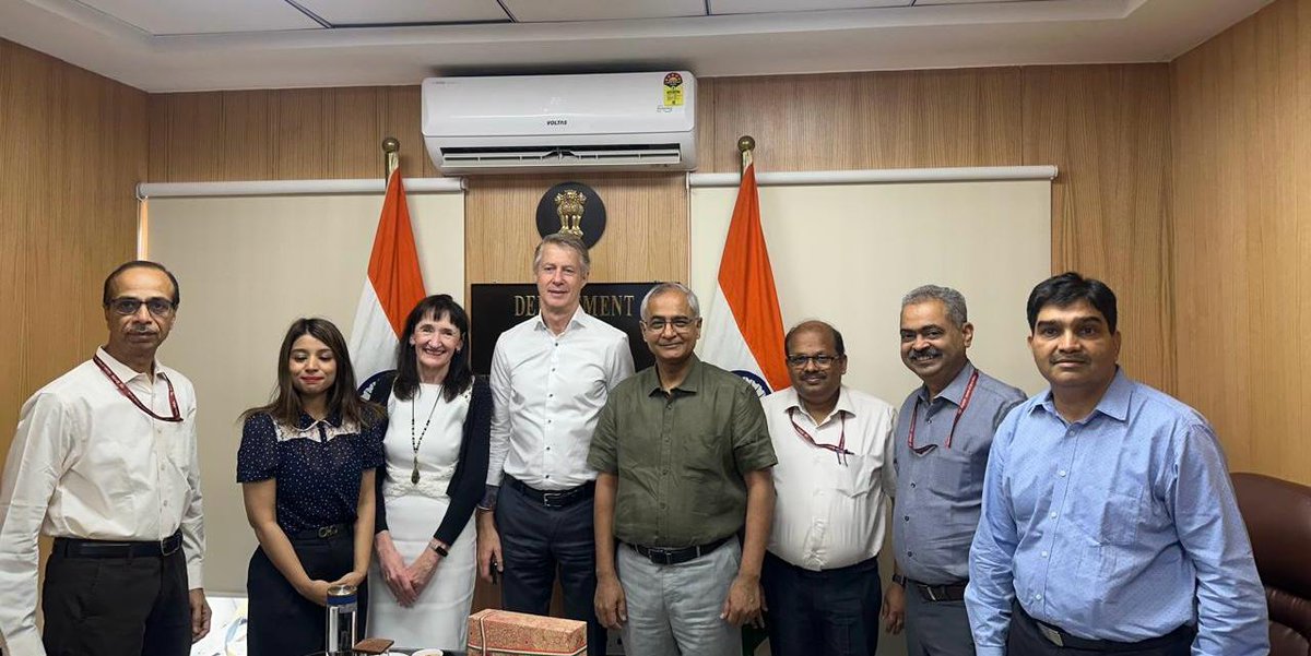 GSMA & DoT- Driving Innovation, Bridging Digital Divide @neerajmittalias, Secretary (T) & @MatsGranryd, DG @GSMA discussed and explored deeper engagement on key tech sectors. We thank him for extending cooperation to #IndianMobileCongress to be held on sidelines of WTSA-24