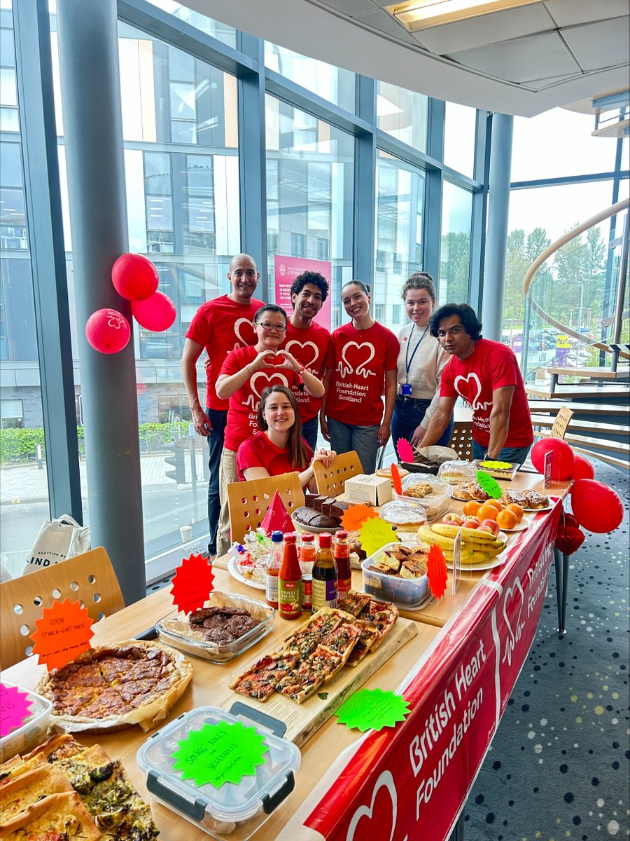 bakergroupcvs's tweet image. 📢🥳The Bake(r) sale has started in the Drum to raise money for @TheBHF 🫀

Please come along to get treats and raffle tickets until 14:00🎉

There is a wide range of sweet and savoury dishes on sale and they are flying off the table so get down early to avoid disappointment!🏃