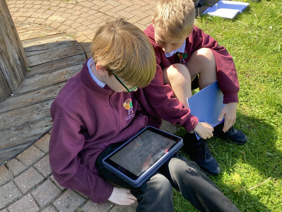 Year 6 sat and read their fantasy adventure stories to each other this morning. They acted as ‘critical friends’ to offer advice and suggestions as to how each story could be improved. #foexiblecontent #ks2english @Curriculum_USP @Edu_Meadows