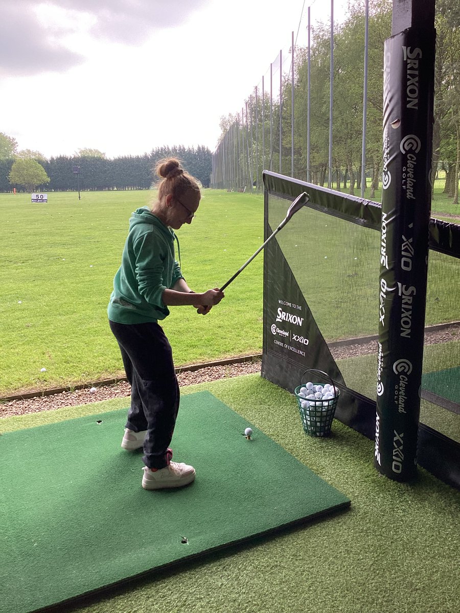Yesterday the Animal Care group got to practice their swing with Adam at @HartfordGolfC
🏌 Everyone is looking forward to their next 'Swing into golf' session.
#activecheshire #sportengland
