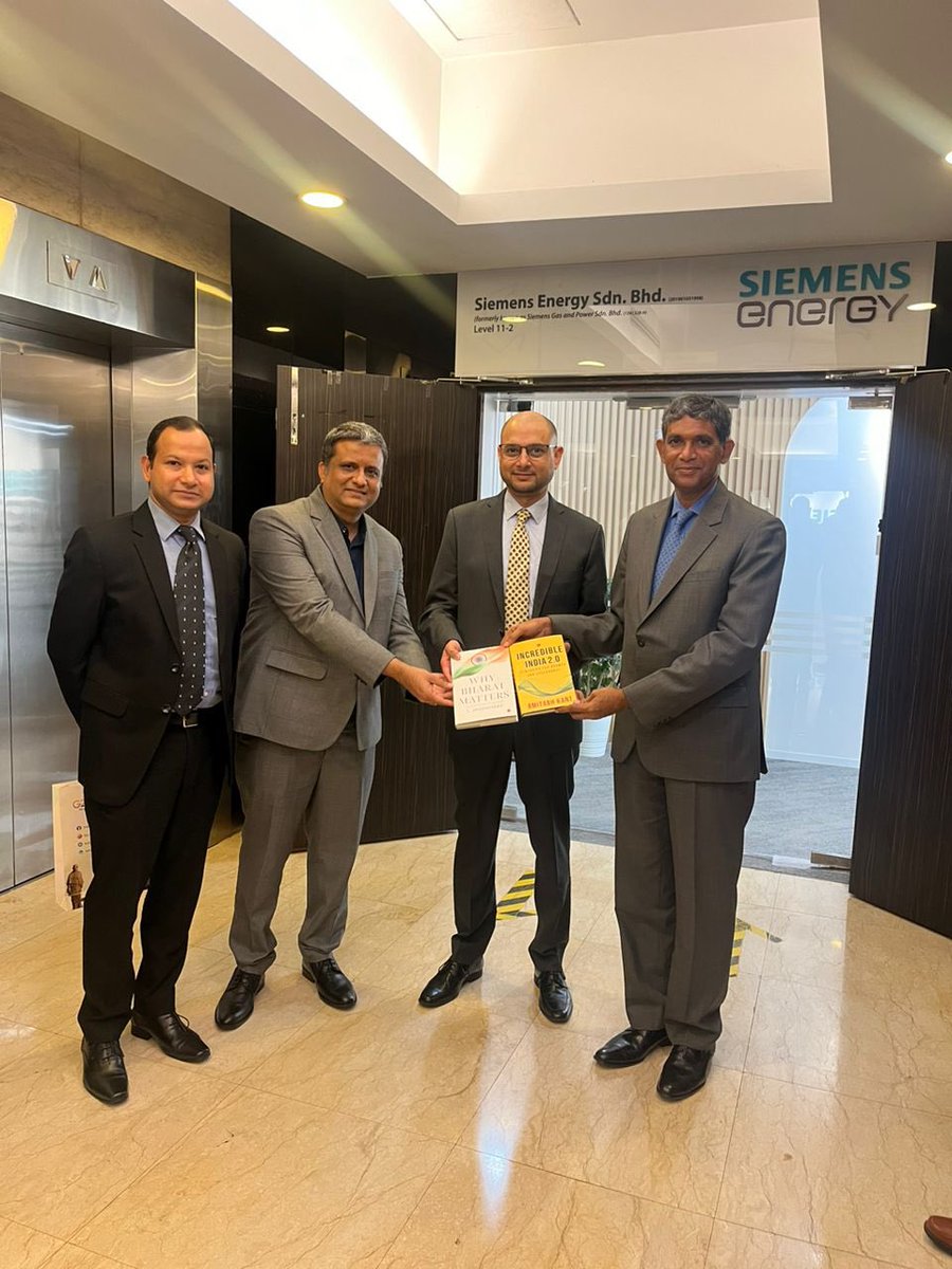 High Commissioner @BN_Reddy_8888 visited the @Siemens_Energy Malaysia Office in Kuala Lumpur and interacted with its Senior leadership. High Commissioner also interacted with Indian professionals at @Siemens_Energy Malaysia. Lauded their role in contributing to the growing