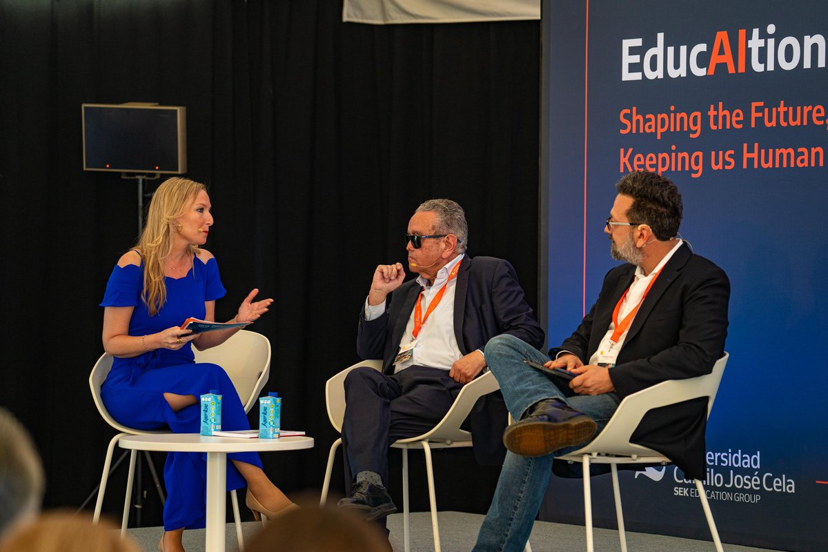 GEFMadrid2024's tweet photo. @universidadcjc @danmlevy @Kennedy_School How can #AI empower teachers and students? The experts Fernando Díaz, from Mentu, and @andres_pedreno, from @1_millionbot, explains it to us 😱 

#GlobalEducationForum #GEFMadrid2024 #EducAItion https://t.co/6L5fE5NIvk