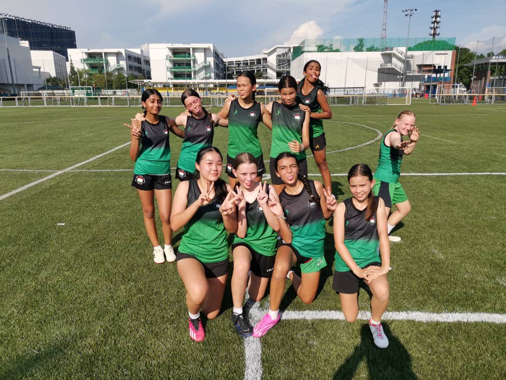 A brilliant first fixture for our <a href="/AliceSmithSch/">Alice Smith School</a> U13 touch players, the first time many have played a full game outside of training. A great learning experience for all! #WeAreKLASS