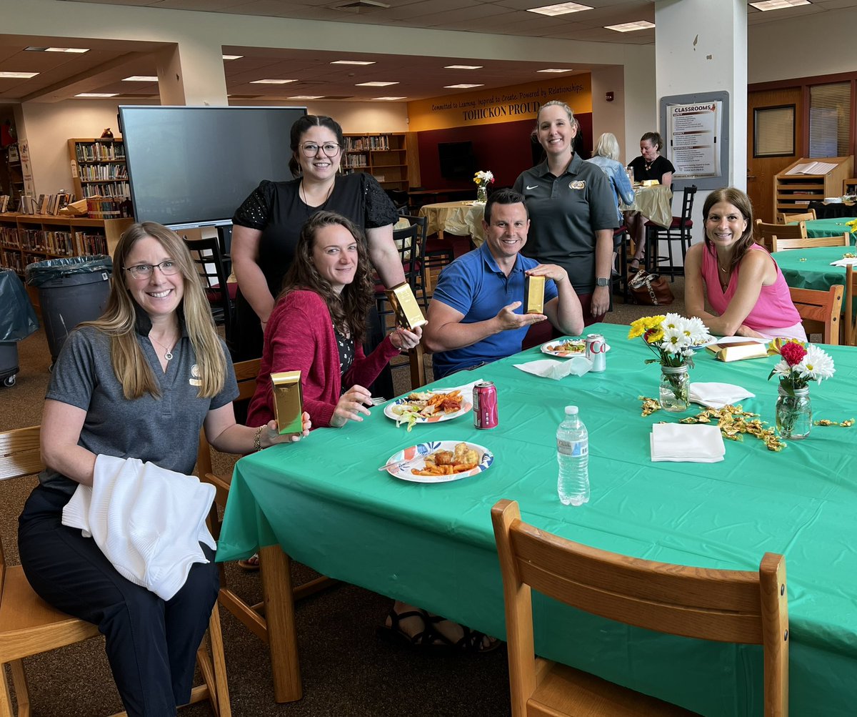 CBTohickonMS's tweet photo. Tohickon teachers and staff thank our parents & Parent Council members for the incredible luncheon they provided for us today! #Tohickon #CBSD #Geateful https://t.co/H4iI9GNfOR