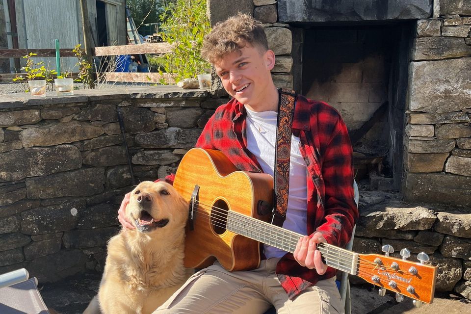 Congratulations to 17-year-old Ethan Henry from Tooreen, who has been announced as the winner of festival Night and Day’s 2024 song contest. He won in their school-going category with his song “Lost in Space”. More: independent.ie/regionals/mayo…