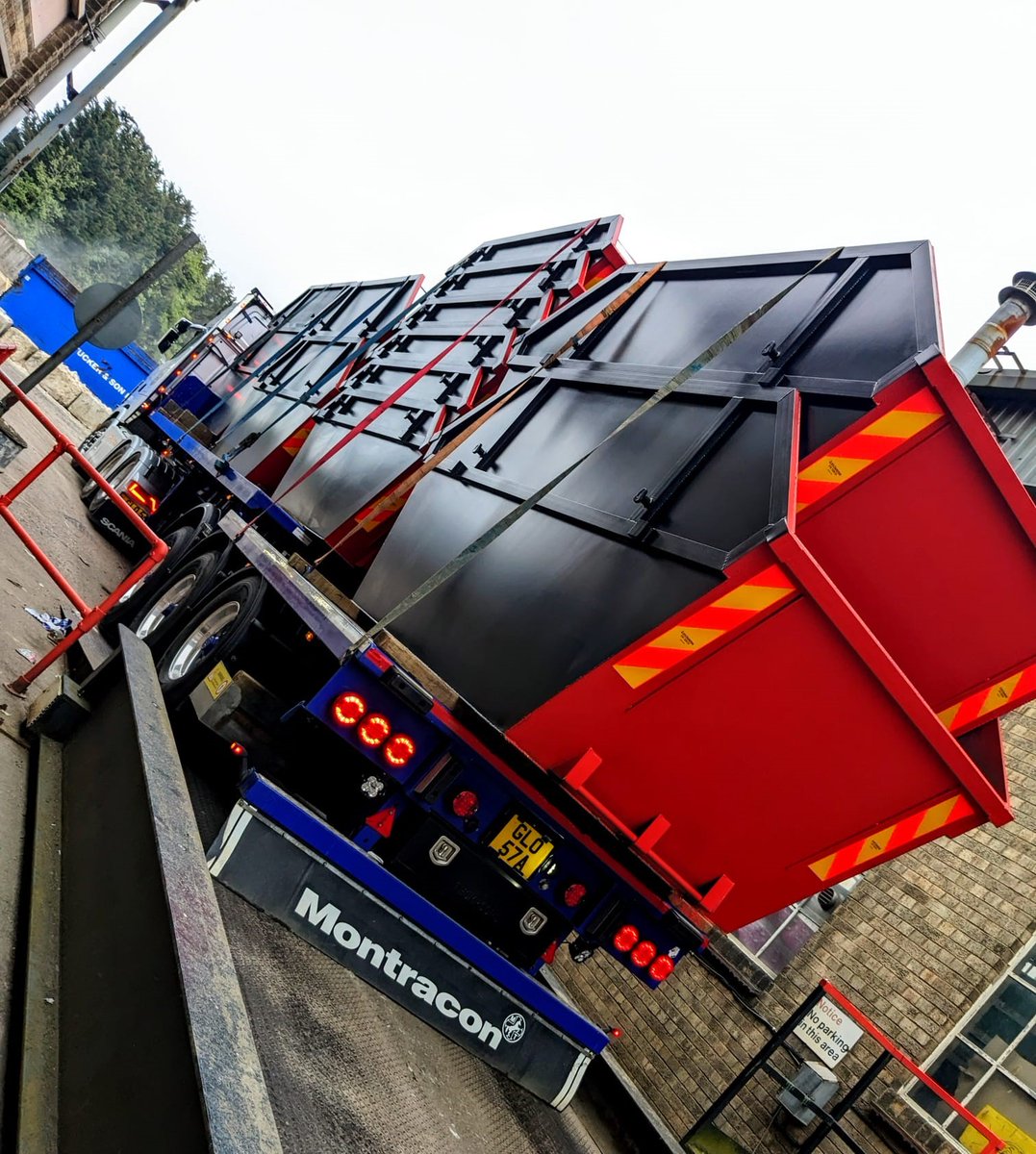 🚨Who doesn't love new delivery day?!🚨

🧼Fresh, clean and ready to roll out to our clients! New skip day always makes us happy 😁 expanding our ever increasing stock to ensure we always have what you need. 

call our friendly office team for more information 01482 221217 😊📞