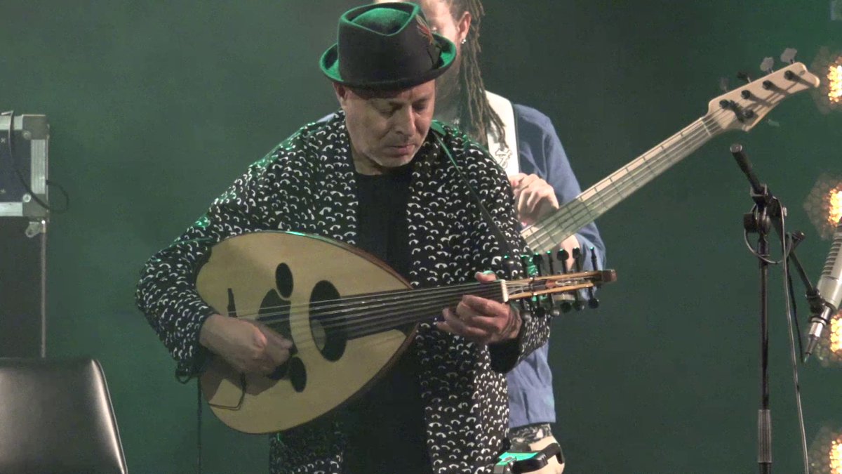 📷 Retour en images Hier soir Ludivine Issambourg et Dhafer Youssef ont électrisé la scène de Jazz en Comminges pour le début de la 21e édition. Rendez-vous ce soir pour les concerts de Brad Mehldau et Roberto Fonseca ! Plus d'infos sur jazzencomminges.com