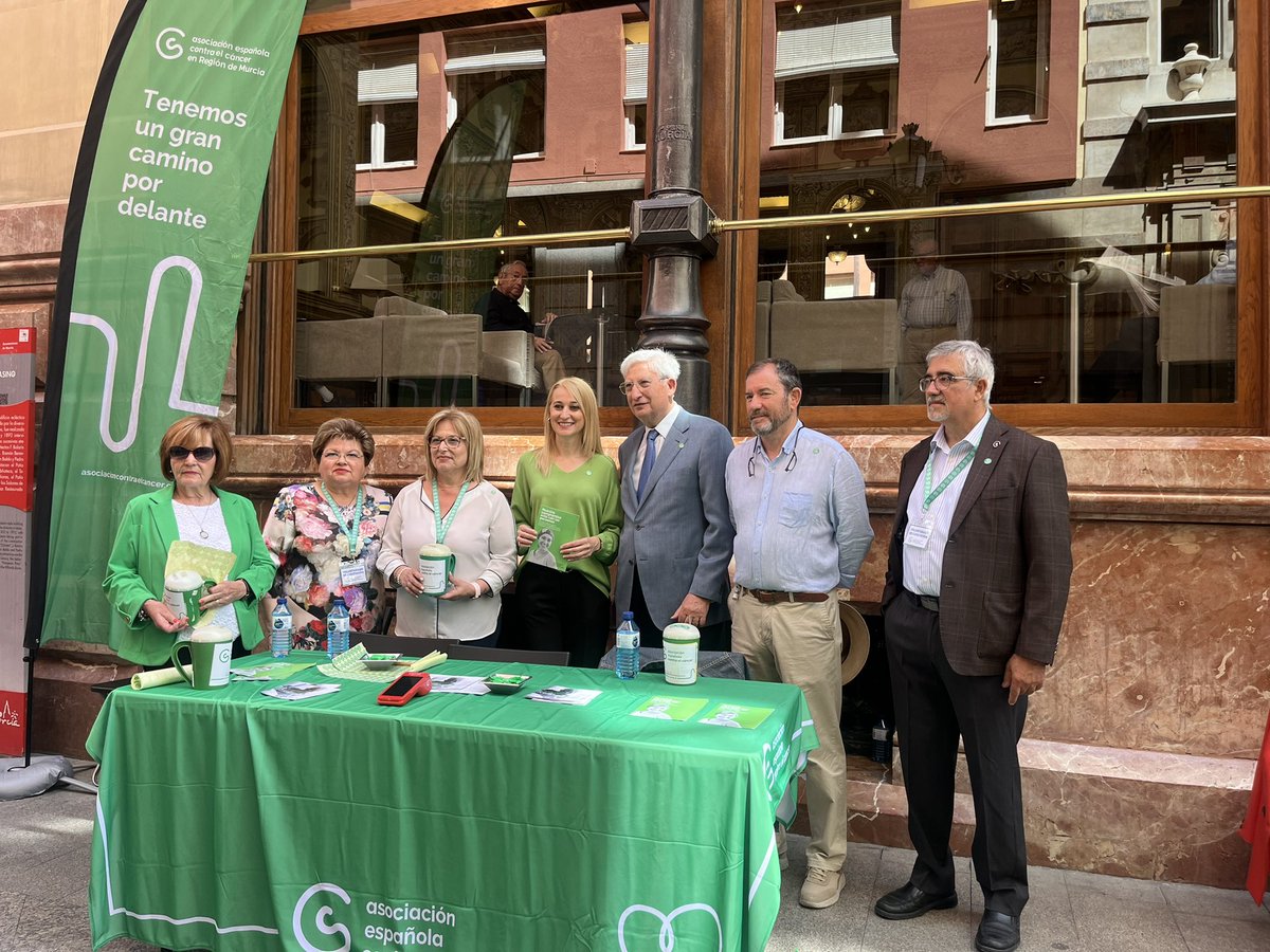 También han querido mostrar su apoyo desde la Delegación del Gobierno <a href="/mariolaguevara/">Mariola Guevara Cava</a>