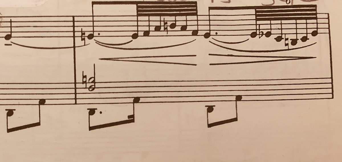 The hairpin signs (crescendo and diminuendo) are often 𝐦𝐨𝐫𝐞 𝐭𝐨 𝐝𝐨 𝐰𝐢𝐭𝐡 𝐭𝐡𝐞 𝐢𝐧𝐭𝐞𝐧𝐬𝐢𝐭𝐲 𝐨𝐟 𝐞𝐱𝐩𝐫𝐞𝐬𝐬𝐢𝐨𝐧𝐬, therefore the 𝐫𝐡𝐲𝐭𝐡𝐦𝐢𝐜 𝐟𝐥𝐞𝐱𝐢𝐛𝐢𝐥𝐢𝐭𝐲, than to do with the dynamics. 

I was teaching this Debussy Prelude, “𝐋𝐚 𝐩𝐮𝐞𝐫𝐭𝐚