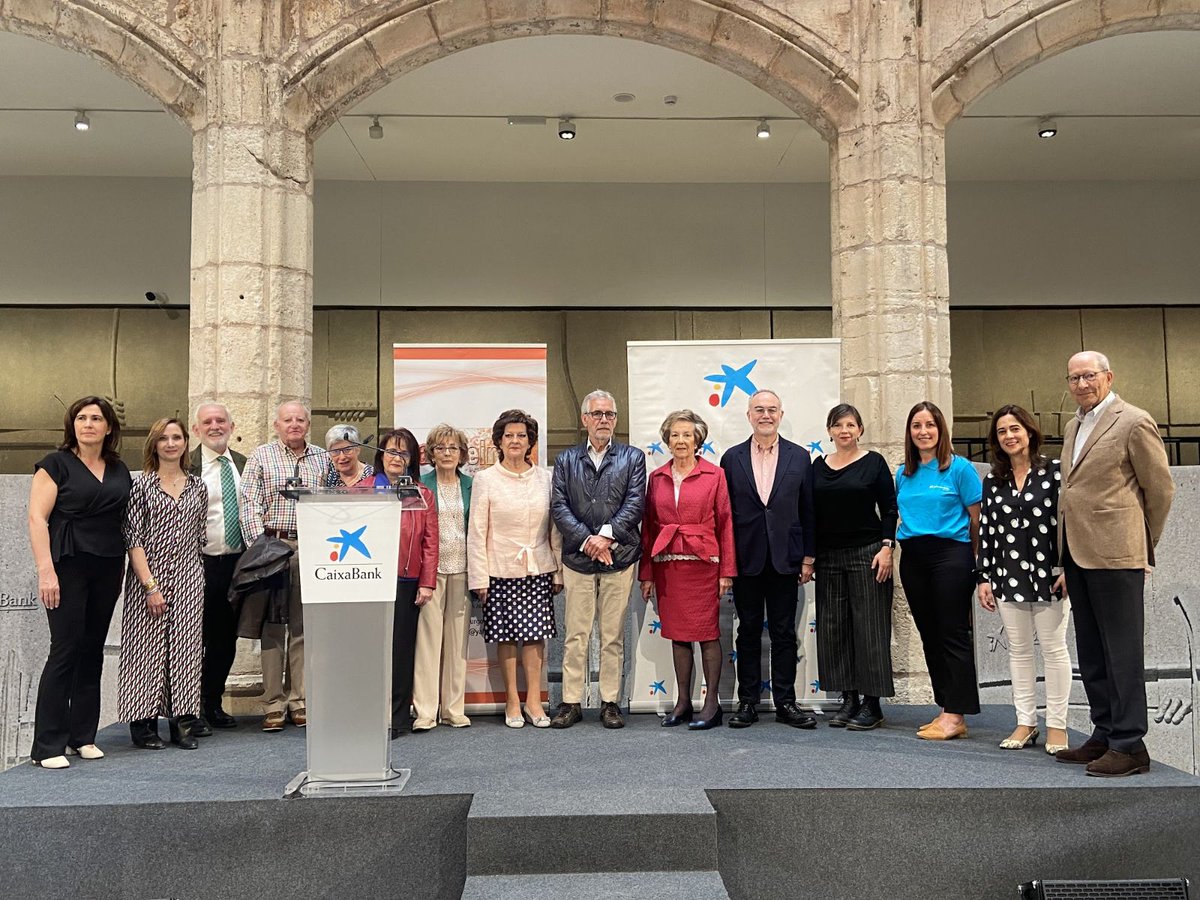 Organizamos junto con @afaburgos la conferencia 'La enfermedad de Alzheimer y las demencias hoy', impartida por @ANavarroFPM, director general de la Fundación Pasqual Maragall y @BarcelonaBeta.

Más sobre la jornada➡️bit.ly/4bsGq7z