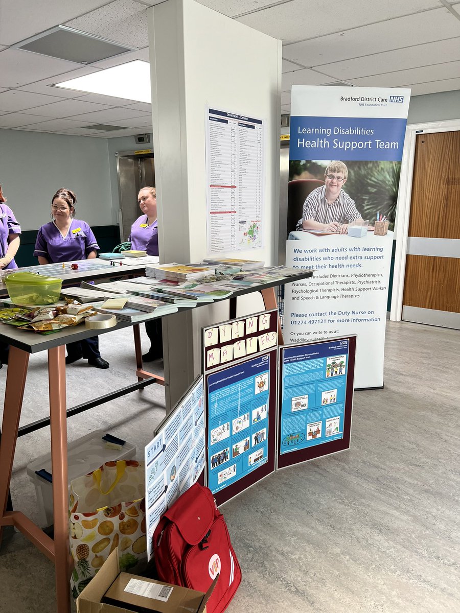 We are at Airedale general hospital raising awareness around death and dying #DyMattersAwarenessWeek 
@waddilovesld <a href="/Auragirlie/">Katie Peacock</a> <a href="/excinclusive/">ExclusivelyInclusive</a> <a href="/AiredaleNHSFT/">Airedale Hospital</a>