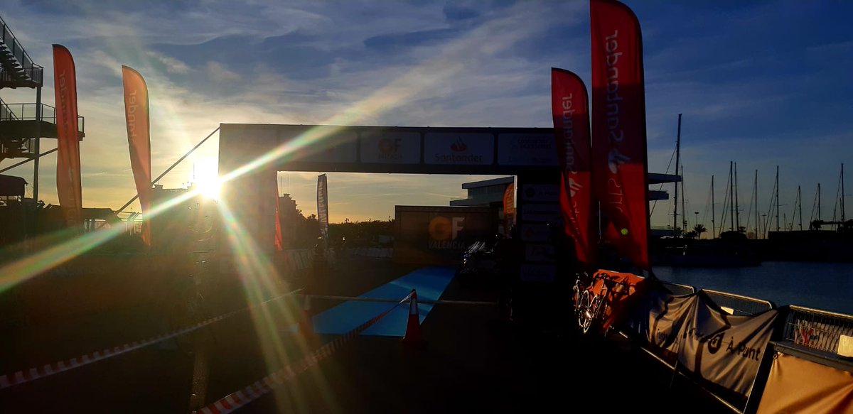 veiem360's tweet photo. Tras un fin de semana intenso, habiendo retransmitido eventos como el Gran Fondo Internacional València (retransmitido por À punt) y el triatlón TriXilxes, ya estamos preparados para afrontar el siguiente reto.
#retransmision #streaming #veiem360 #apunt #granfondo #trixilxes https://t.co/JJjABuISWL