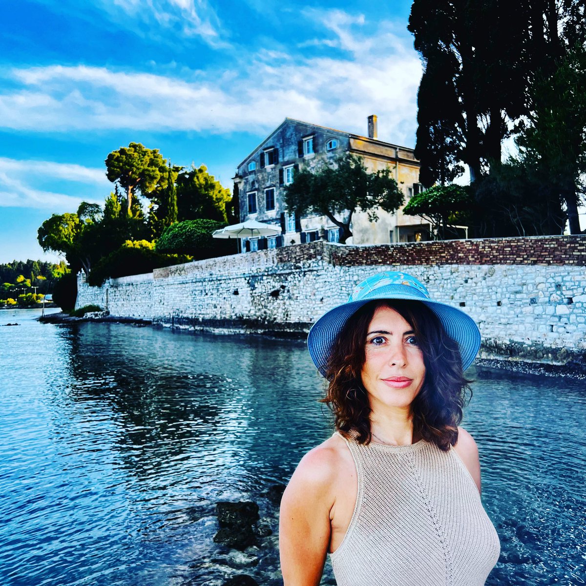 CheloMorillo242's tweet photo. This time last year I was preparing my trip to Corfu following the steps of the Durrells writers.

“Books are like love letters, they are destiny for a particular person” Larry Durrell said, and even places are too, I believe

Do you agree @DurrellSociety ?

#larrydurrell #corfu https://t.co/VZ9qbTK02X