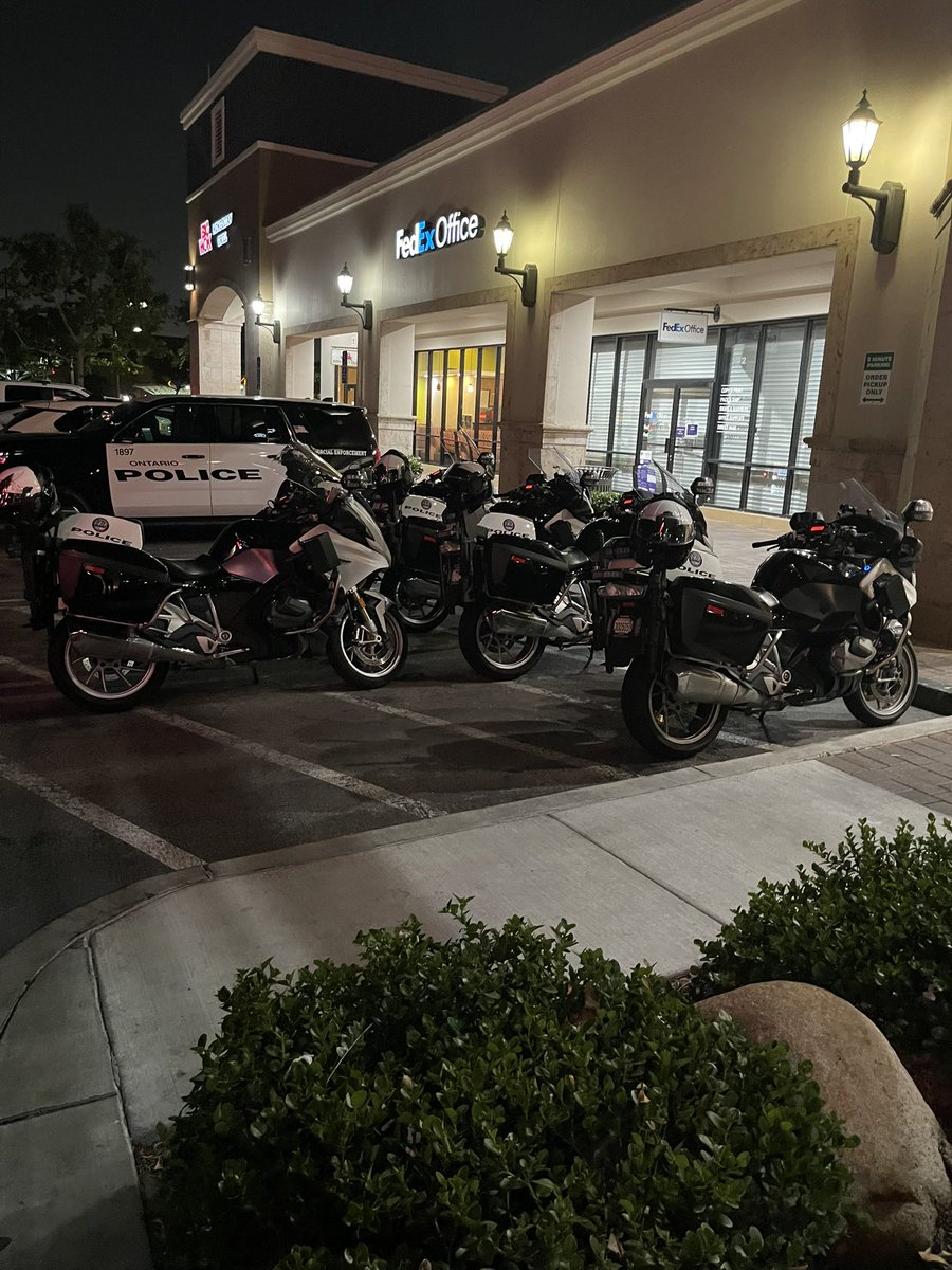 @OntarioPD what’s the hell is going on here?! It looks like damn near the entire night shift is code 7 all at the same time I mean who the hell is watching and protecting the citizens of Ontario during their lunch break?!