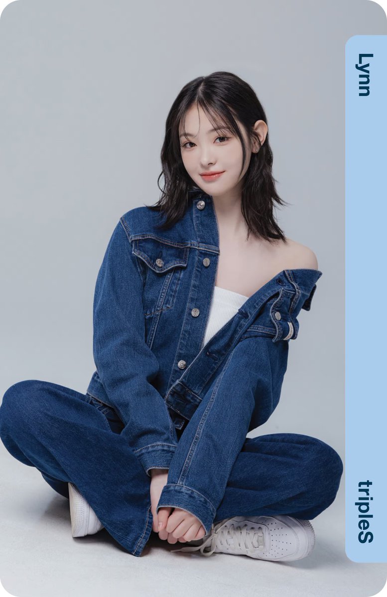 📷] TripleS Lynn Divine01 Double class Objekt Physical only 305A