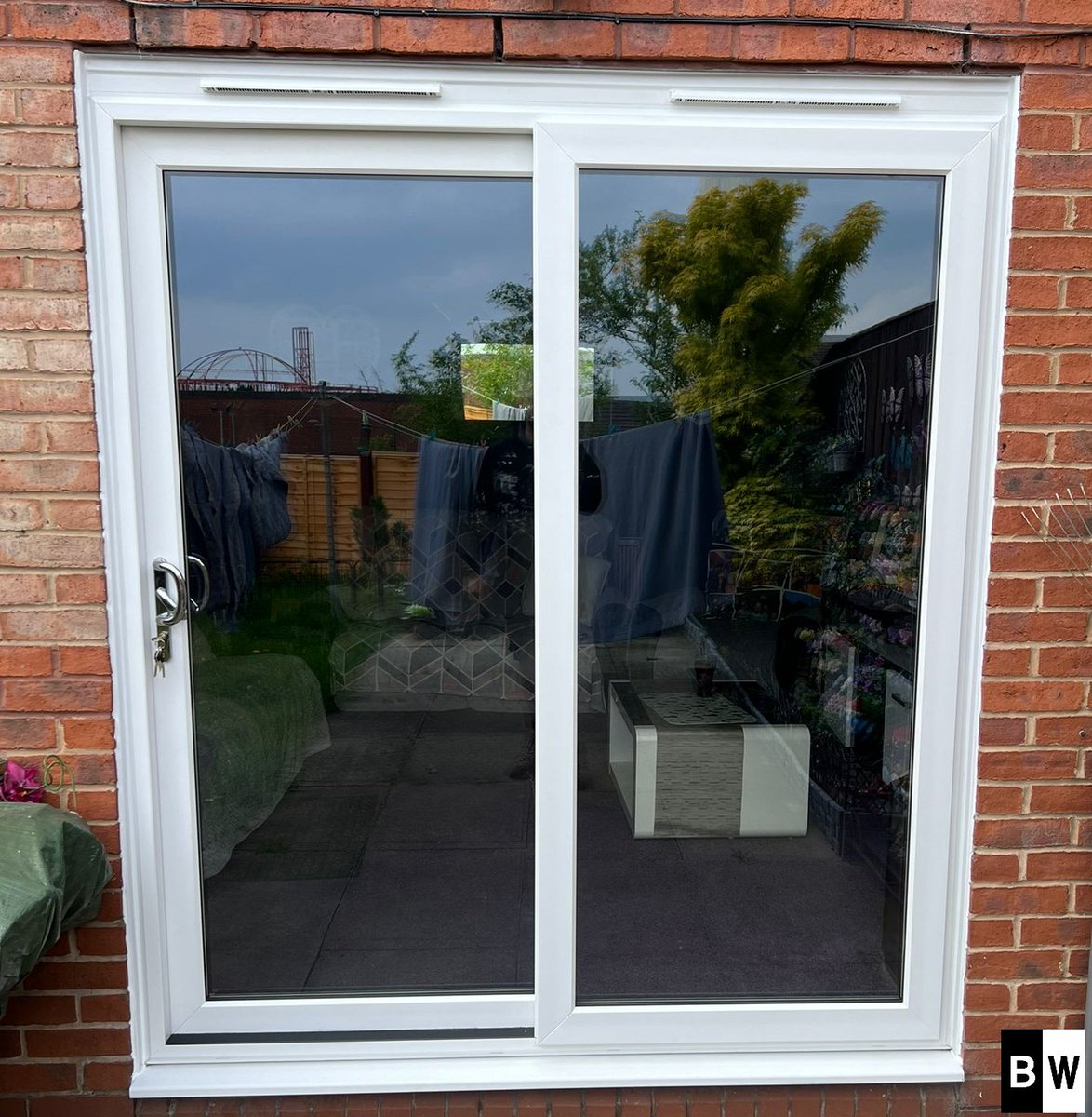 The Black and White Window Co tweet media