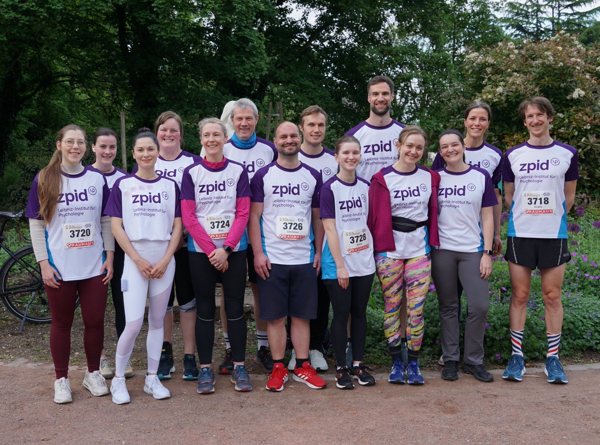 ZPID's tweet photo. Viel Spaß & Energie hatte unser buntes Laufteam gestern beim Trierer Firmenlauf. 🏃♀️🏃♂️
Our colorful running team had a lot of fun and energy yesterday at the Trierer Firmenlauf.
#team #zpid #psychologie #psychology #trier
https://t.co/HSJb4yW56k https://t.co/0M0oSOgHyD