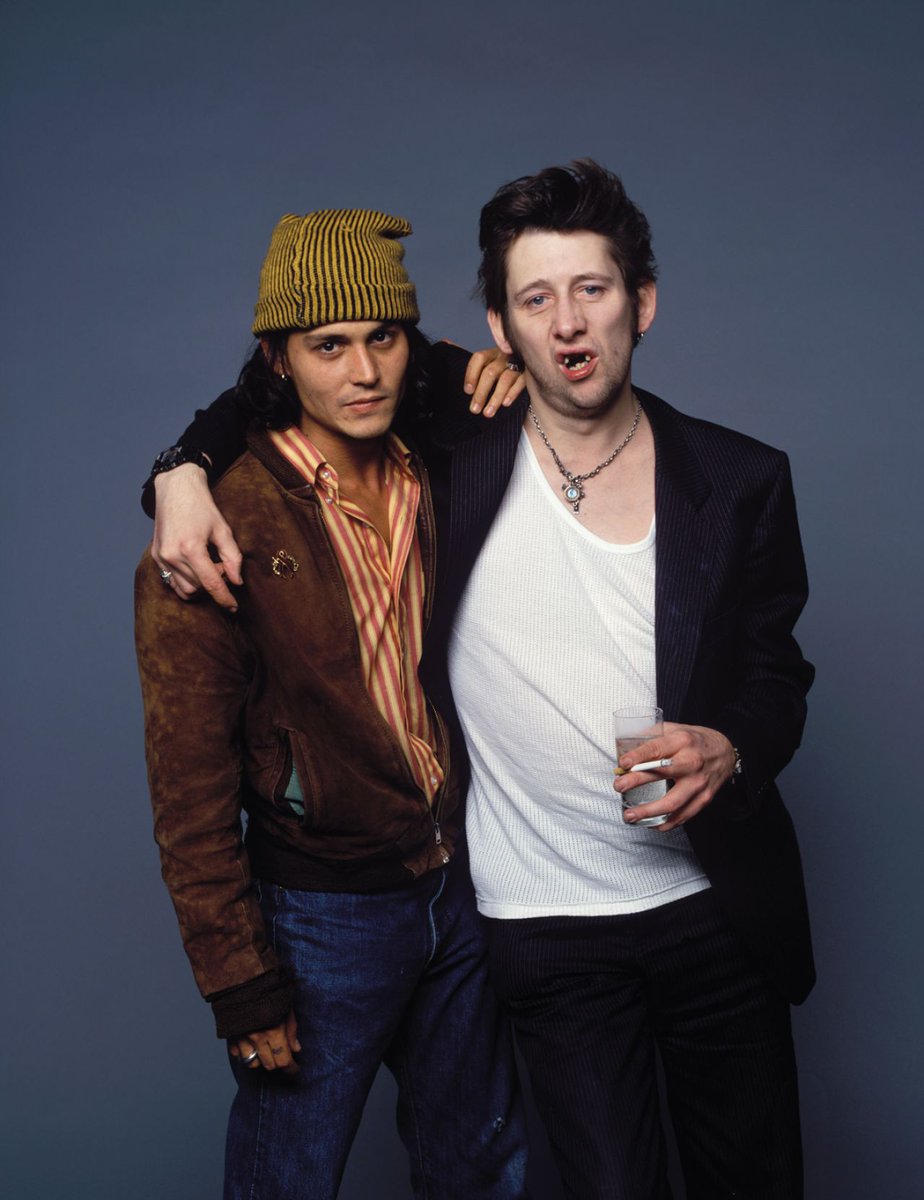 Derek Ridgers. Johnny Depp and Shane MacGowan, Holborn Studios, 1996.