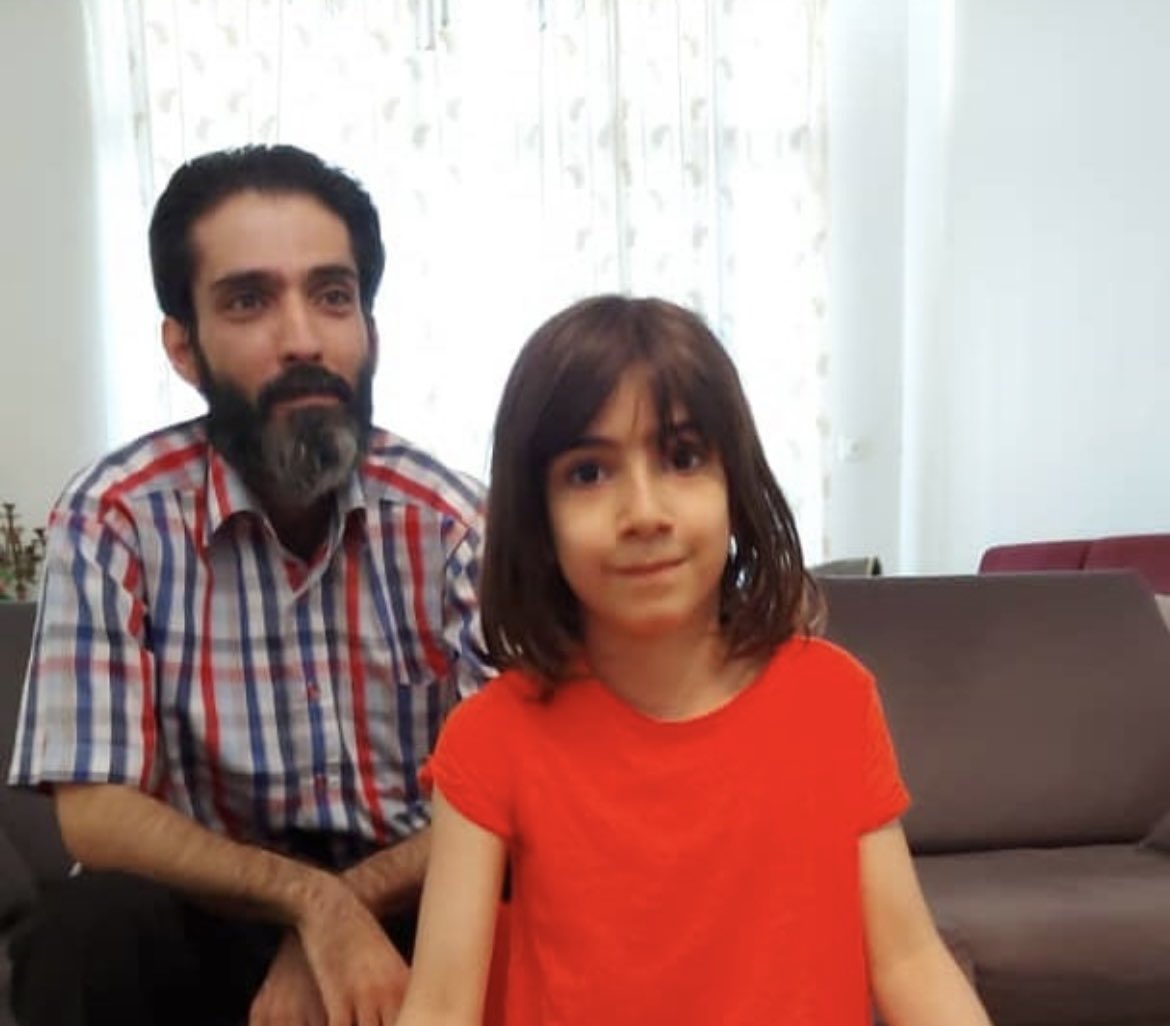 On Father‘s Day, let’s talk about #AmirsalarDavoudi. A human rights lawyer imprisoned in Evin prison, far away from his little daughter Ayrin. Defending political prisoners is not a crime! #FreeAmirsalar @tannaz_ayrin