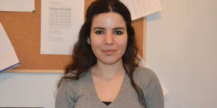 Gazeteci Zehra Doğan hakkında 2 yıl 9 ay hapis cezasının Yargıtay tarafından bozulması ardından yeniden yapılan yargılamada beraat kararı verildi.