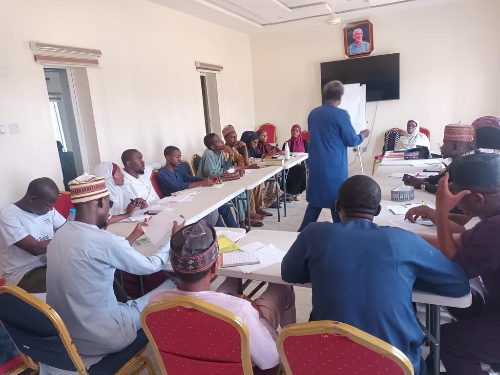 Today, we have kick start our Three-Day Workshop with a Practical Focus on the Fundamentals of the Art of Poetry as part of @ICTAdvocates, @Fom_Imprints & Creative Spark Foundation's effort to promote art & literature. Our Mentor for the workshop is Emman Shehu @YZYau @APC_News