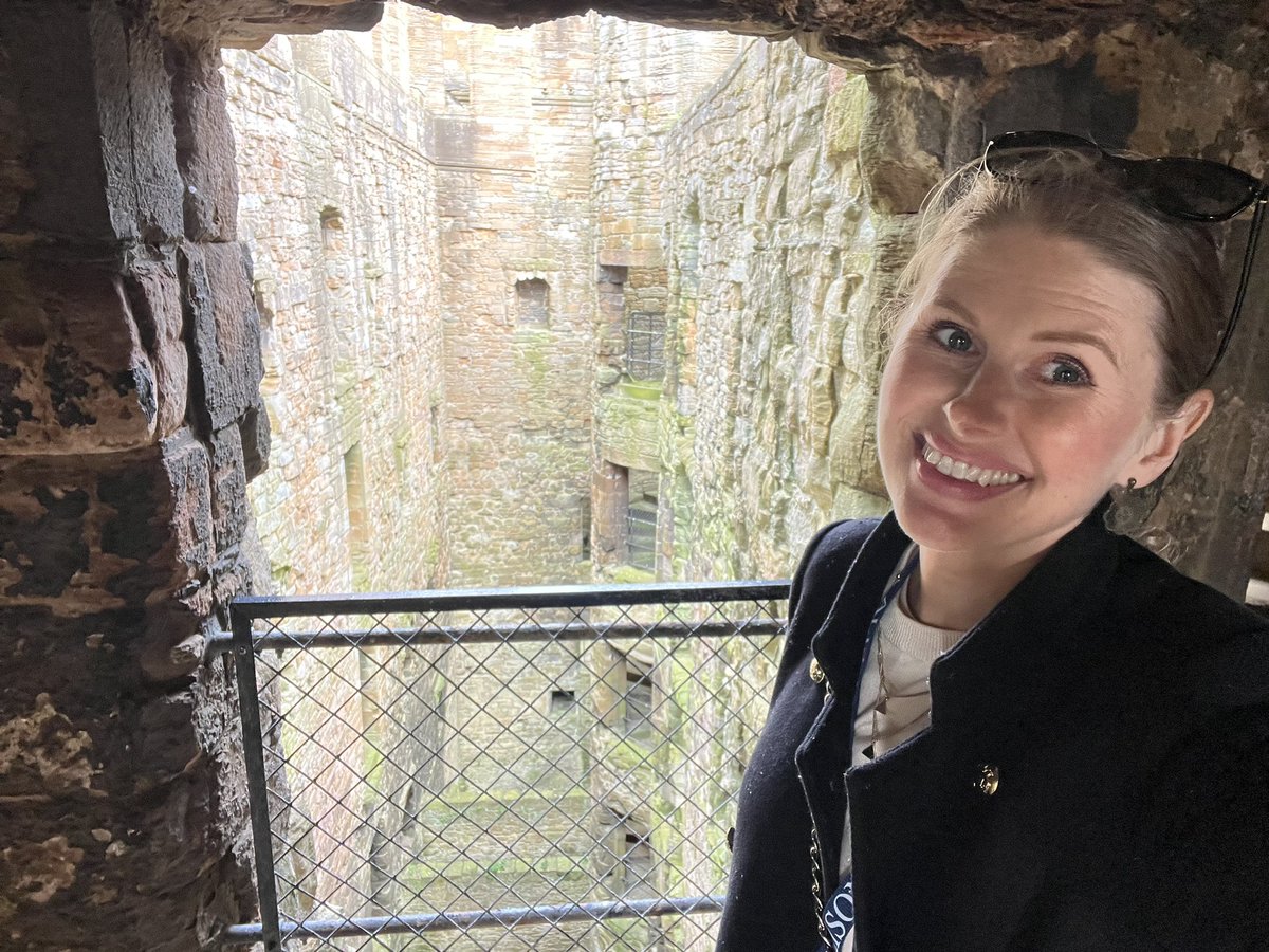 Whilst at Linlithgow I almost made it to Queen Margaret’s Bower, but my fear of heights ultimately got the better of me 🙈 
For more on Margaret Tudor we’ve got @DrLindaPorter1’s excellent new biography coming next month 📚