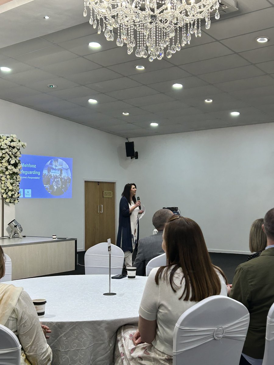 Brilliant celebration event this morning in Oldham looking at the outcomes from the @CHAI_Project led by the formidable @NajmaKhalid Hugely successful project to raise awareness of safeguarding, domestic abuse and violence against women @OldhamCouncil @OldhamICP @PennineCareNHS