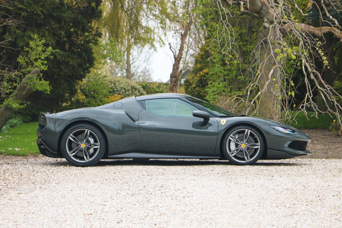 Ferrari 296 GTB.