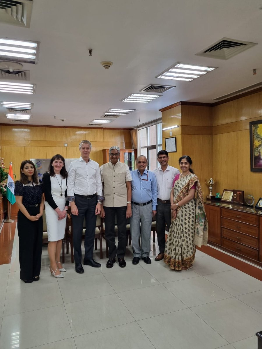 GSMA delegation headed by Mr. Mats Granryd, Director General GSMA visited TRAI for bilateral meeting with Mr. Anil Kumar Lahoti, Chairman, TRAI.