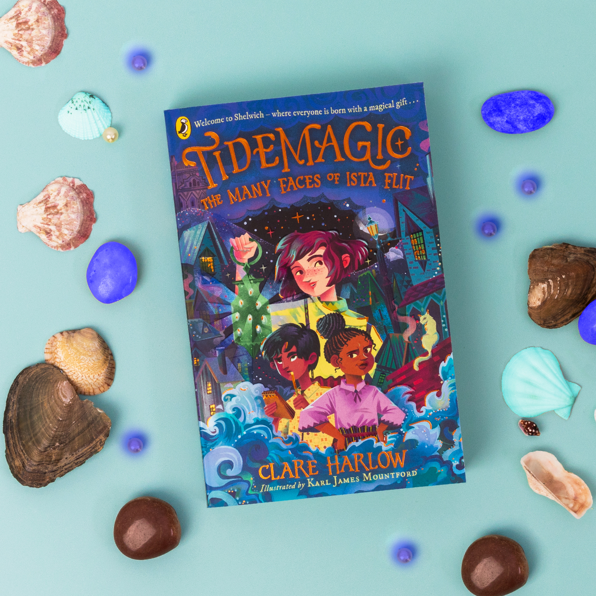 Still can't quite believe that Tidemagic is @blackwellbooks Children's Book of the Month for May. Here's a Q&A I did with junior bookseller Darcey, talking about Ista, Shelwich, and loads of other book related stuff ☺️ youtube.com/watch?v=df3uZu…