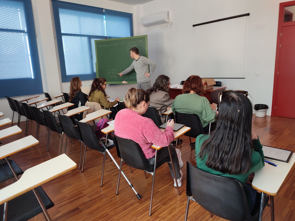 #FORMACIÓN #ILADIS #EMPLEO
Ponemos en marcha las formaciones en competencias digitales para personas con discapacidad con el fin de dotar de competencias básicas para el empleo. Estas formaciones forman parte del proyecto ILADIS, subvencionado por SEPAD y Fundación ONCE.