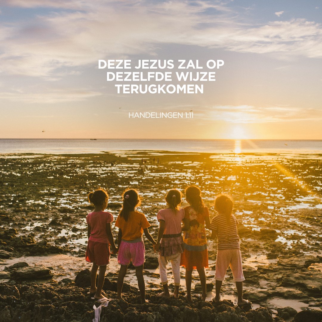 💙 Handelingen 1:11: "Ze zeiden: ‘Galileeërs, wat staan jullie naar de hemel te kijken? Deze Jezus, die uit jullie midden in de hemel is opgenomen, zal op dezelfde wijze terugkomen als jullie Hem naar de hemel hebben zien gaan."

#bijbelvers #inspiratie #hemelvaart2024