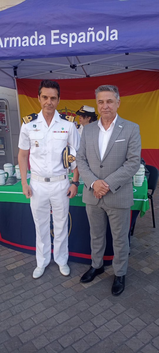 Asociación Española Contra el Cáncer en Málaga (@contracancerma) on Twitter photo Mesa principal instalada por <a href="/Armada_esp/">Armada</a> en la entrada de Calle Larios de Málaga. Muchas gracias al Capitán de Corbeta Jorge Asensio Berges y a todos sus voluntarios por su apoyo incondicional a la Asociación Española <a href="/ContraCancerES/">Asociación Española Contra el Cáncer</a> y por formar parte de #TodosContraElCáncer Mesa principal instalada por <a href="/Armada_esp/">Armada</a> en la entrada de Calle Larios de Málaga. Muchas gracias al Capitán de Corbeta Jorge Asensio Berges y a todos sus voluntarios por su apoyo incondicional a la Asociación Española <a href="/ContraCancerES/">Asociación Española Contra el Cáncer</a> y por formar parte de #TodosContraElCáncer
