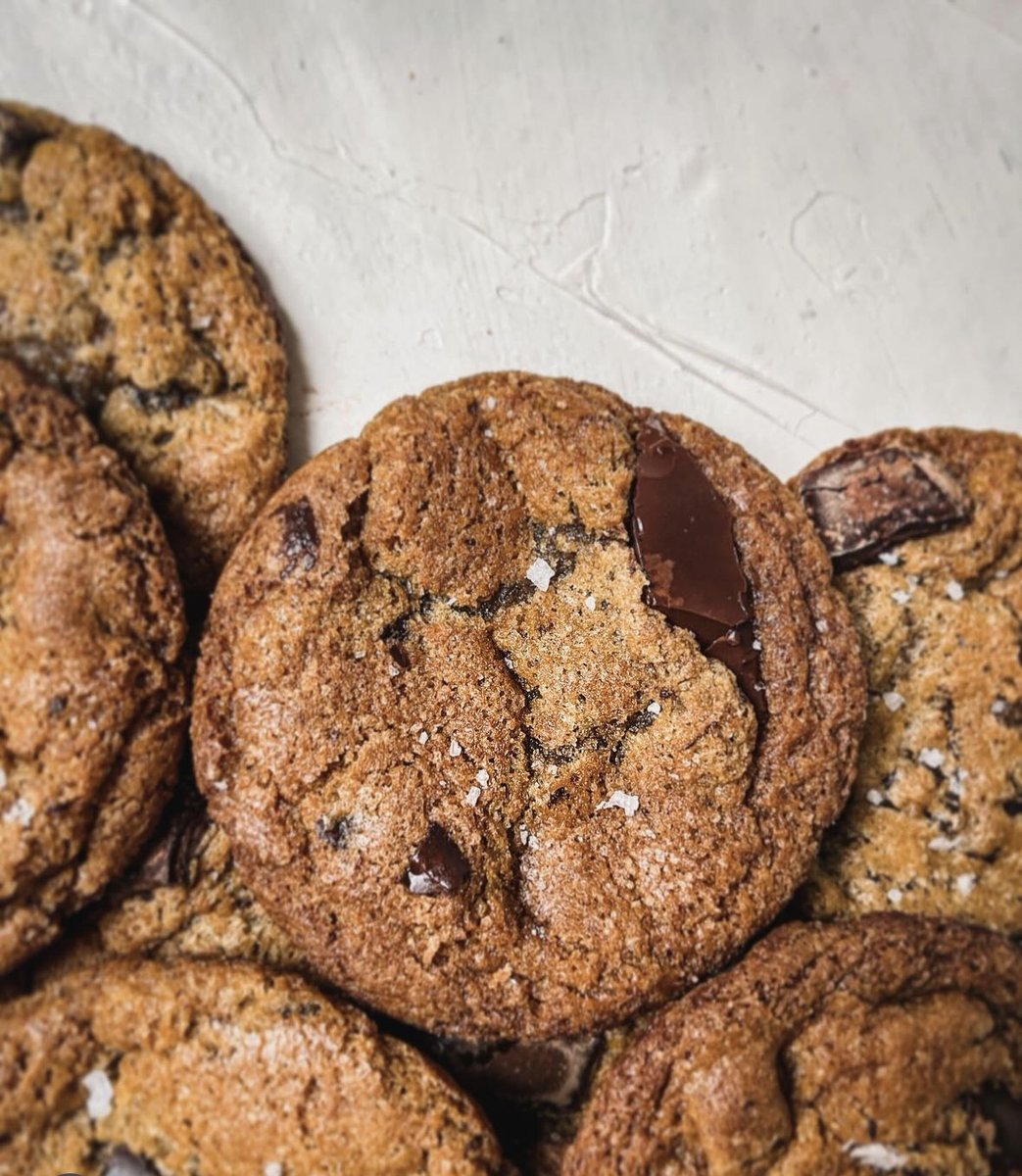 Mouthwatering goodies, Brown Butter Cookies from IG/crumbsandcoast made with Cotswold Flour! 🍪💛 ⁠ ⁠