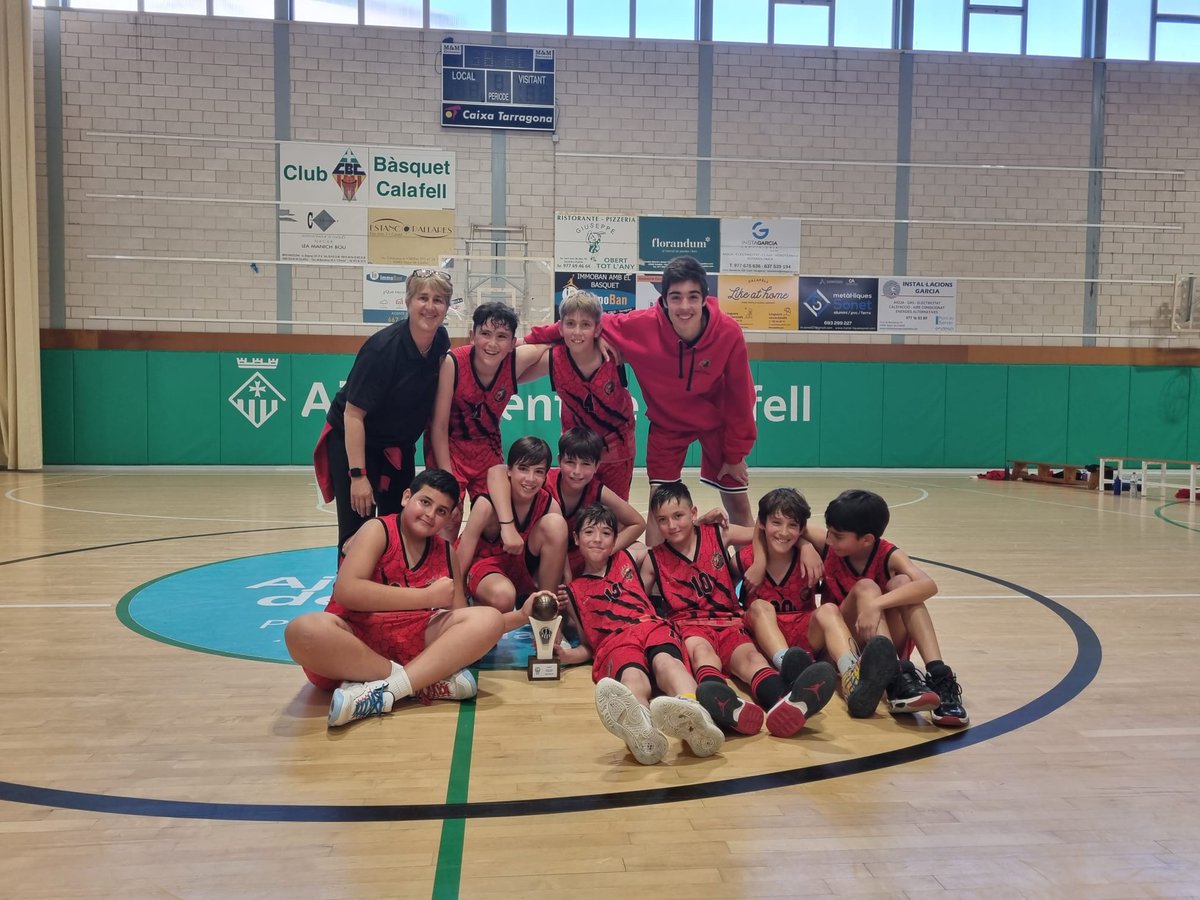 RTTarragona's tweet photo. Campions Territorials de Tarragona 2023-2024: @CBSPySP , mini masculí B3; @cb_vilaseca , mini masculí C2; i @BasquetManyanet , mini femení A2 https://t.co/aGbDQQIPmm