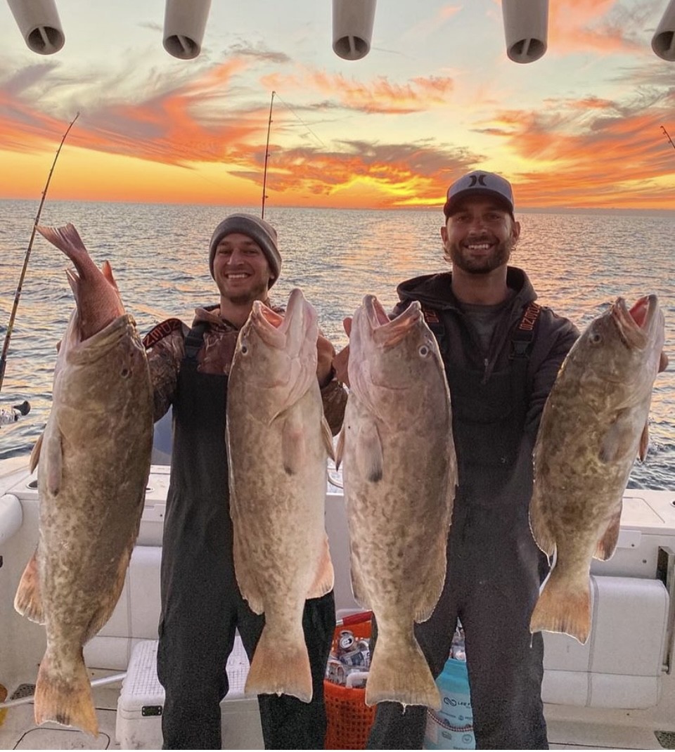 '#tbt to this sunset banger with my boy instaless Cody Raible.' - @b_benac428 

#ITSINOURBLOOD #TheReelLife #fishing #fish #grouper #grouperfishing #ocean