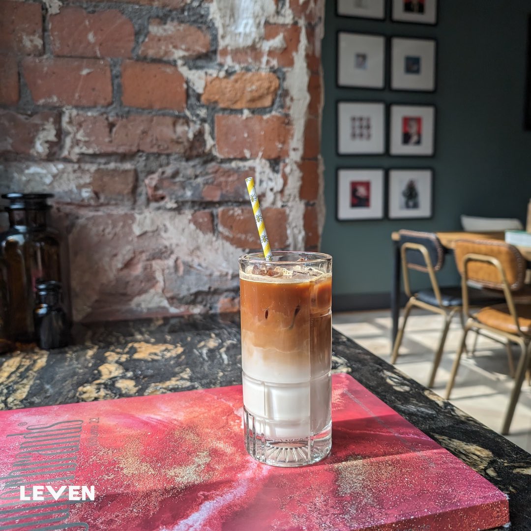 Nothing screams ‘summer’s on its way’ like an iced coffee! ☀️☕️ Just gotta decide if you want vanilla, caramel, hazelnut, or Biscoff syrup. 🤔 #summervibes #sunisshine #icedcoffeelover #icedcoffeeaddict #manchestercoffee #manchesterhotel #coffeelover #summerdrinks