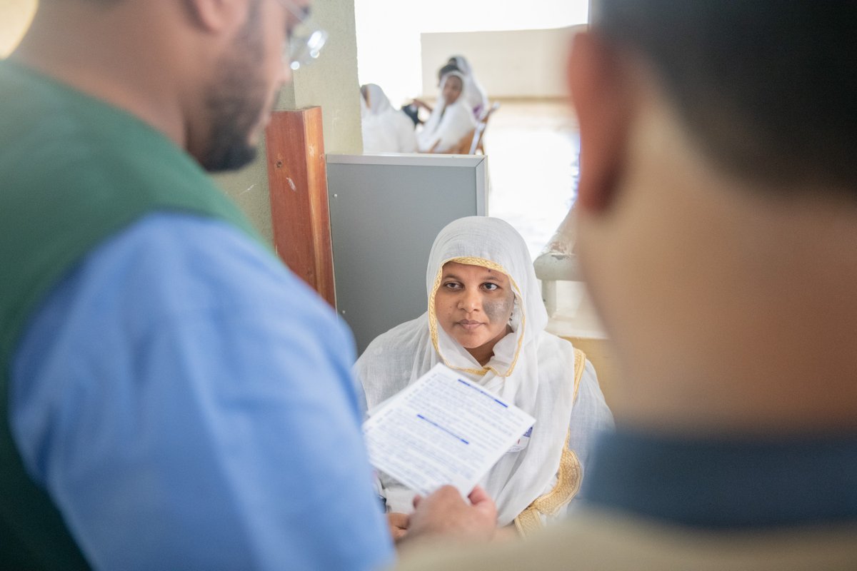 In Kattankudy city, Sri Lanka, #KSrelief launches Saudi Noor Volunteer Project, a transformative initiative to combat blindness and the diseases that cause it.