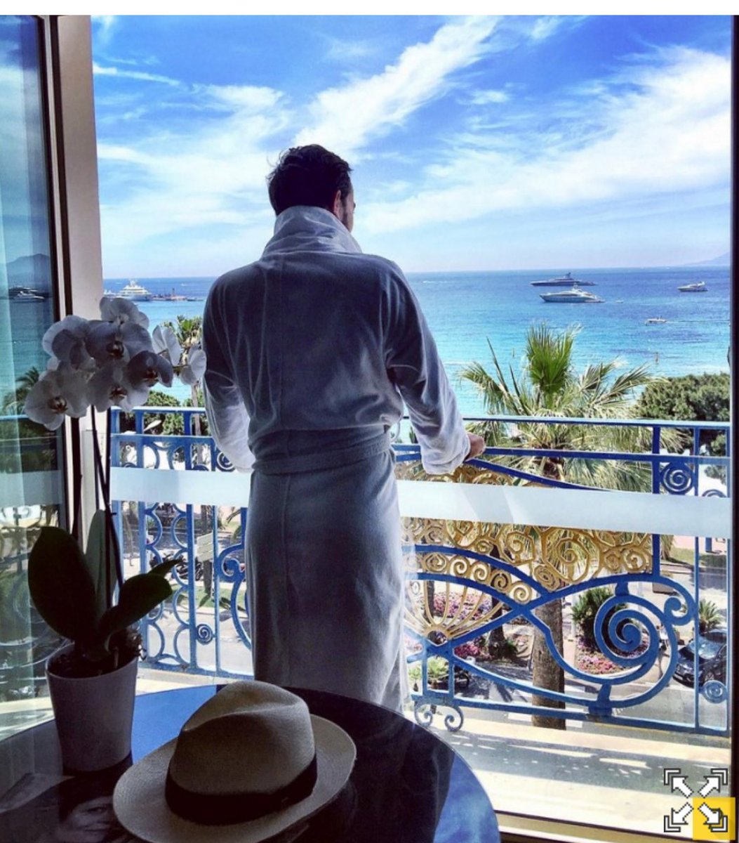 AllaPoedie's tweet image. ⁉️Les #sanctions contre la Russie terroriste ne marchent pas, dites-vous?
Les riches Russes ont peur de la #confiscation de leurs avoirs en Occident et retirent de l'argent vers la Russie, écrit @Bloomberg 

Ils s’habituent à l’idée que les citoyens russes ne sont plus les