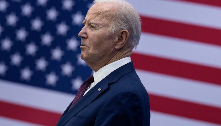 ''ABD, Suriye'deki 'Ulusal Acil Durumu' 1 Yıl Daha Uzattı'' 🔷ABD başkanı Joe Biden 🔹Şam ile Rus ve İranlı müttefiklerinin ABD ulusal güvenliğine yönelik “olağanüstü” tehditlerini gerekçe göstererek Suriye ile ilgili ulusal acil durumunu bir yıl daha uzattı. 🔹Ekim 2019'un…