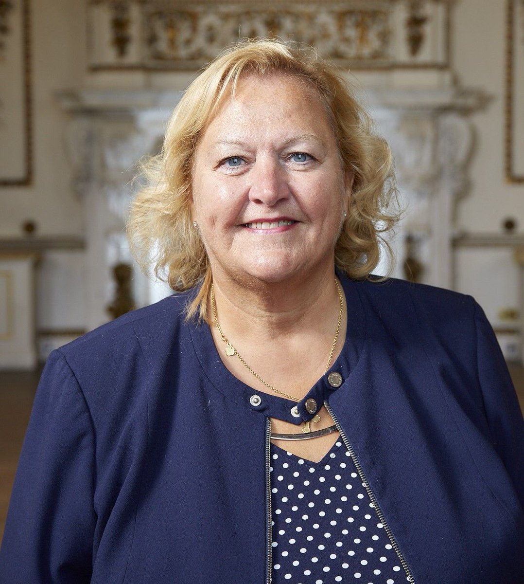 We today announce @DameJulieKenny DBE DL as Chair of our Board of Trustees. Dame Julie Kenny said: “I’m delighted to become Chair of the Sheffield Theatres Board. Sheffield Theatres is a force, nationally and locally.' Read more here: bit.ly/4ddxGUC
