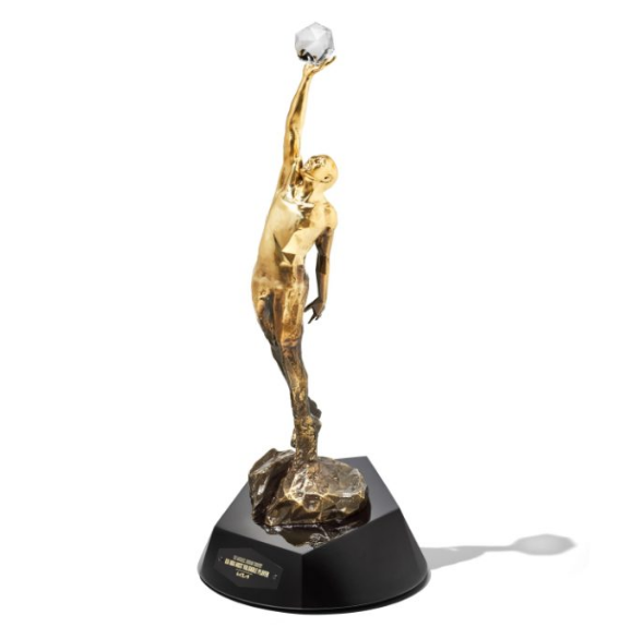 3⃣rd MVP for Nikola Jokić ! 🏆 2024 🆕 🏆 2022 🏆 2021 🃏 Joker is only the 9th Player in the NBA History to win 3+ MVP Awards ! Kareem | Russell | Jordan Wilt | LeBron | Moses Bird | Magic | Jokić 🆕