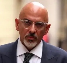 Thomas White, an ordinary Briton with mental health issues, has been in prison for twelve years for the theft of a mobile phone. Nadhim Zahawi, a Tory Chancellor who dodged £3.7 million in taxes, is allowed to slip off quietly into the night, without spending a day behind bars.
