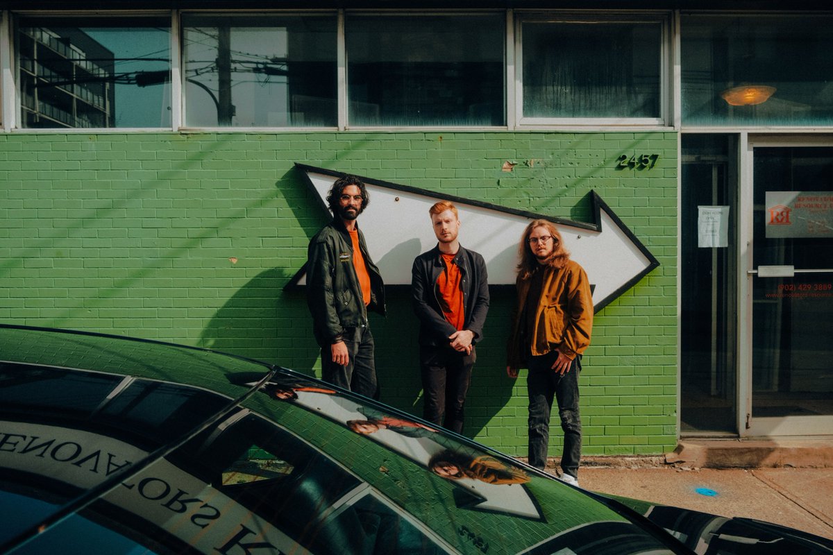 Experience the raw emotions of modern rock and '90s nostalgia in June Body's latest single 'Take Our Time Back'. Dive into their poignant journey through love and loss. Read more about the story behind the song! #JuneBody #NewMusic #TakeOurTimeBack 🎸💔 canadianbeats.ca/2024/05/09/jun…