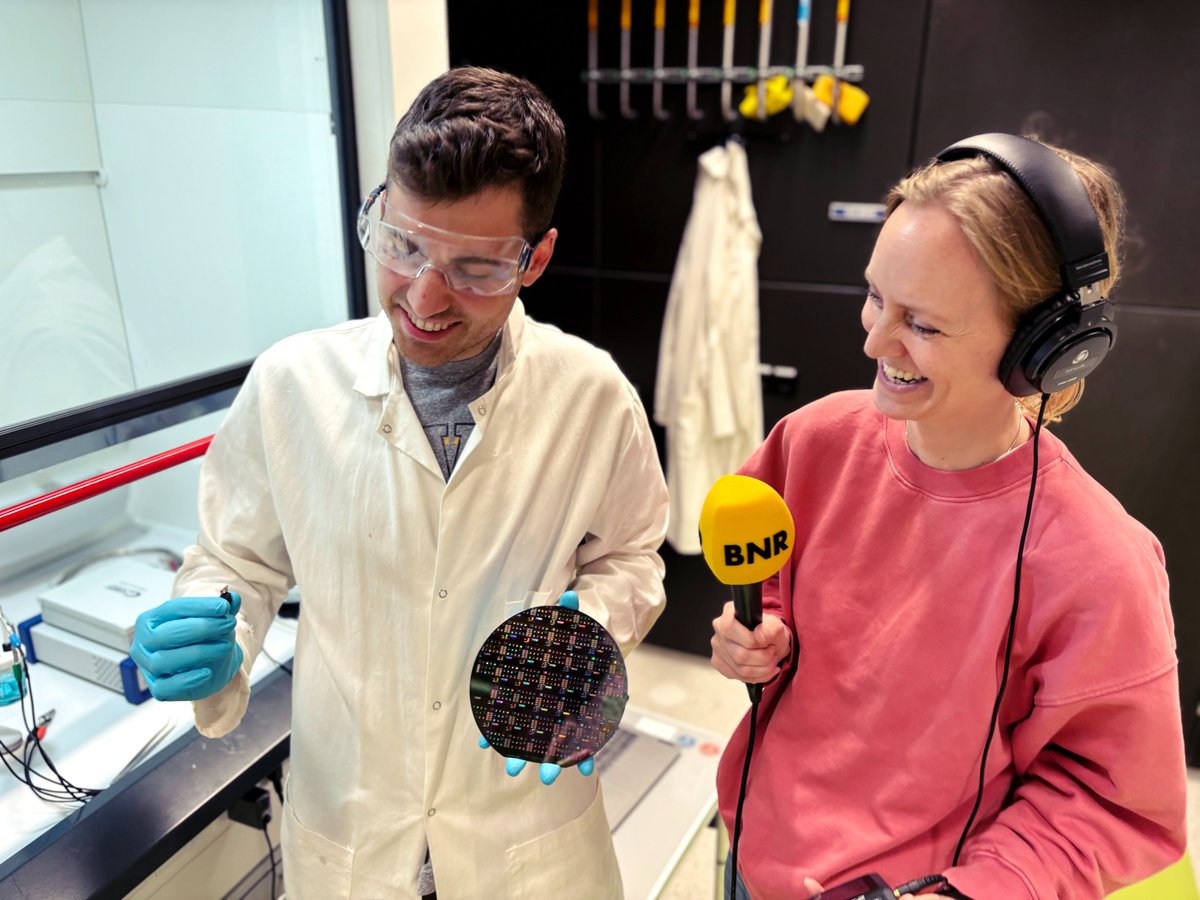 Karlijn Meinders (@karlijnmeinders) on Twitter photo Lever jij altijd netjes je elektronische apparaten in? Het recyclen van dit soort producten is hard nodig, maar niet makkelijk. Daar proberen universiteiten in het Circular Circuits-project wat aan te doen. Je hoort meer in de nieuwe #afdelingwetenschap bnr.nl/podcast/wetens… Lever jij altijd netjes je elektronische apparaten in? Het recyclen van dit soort producten is hard nodig, maar niet makkelijk. Daar proberen universiteiten in het Circular Circuits-project wat aan te doen. Je hoort meer in de nieuwe #afdelingwetenschap bnr.nl/podcast/wetens…