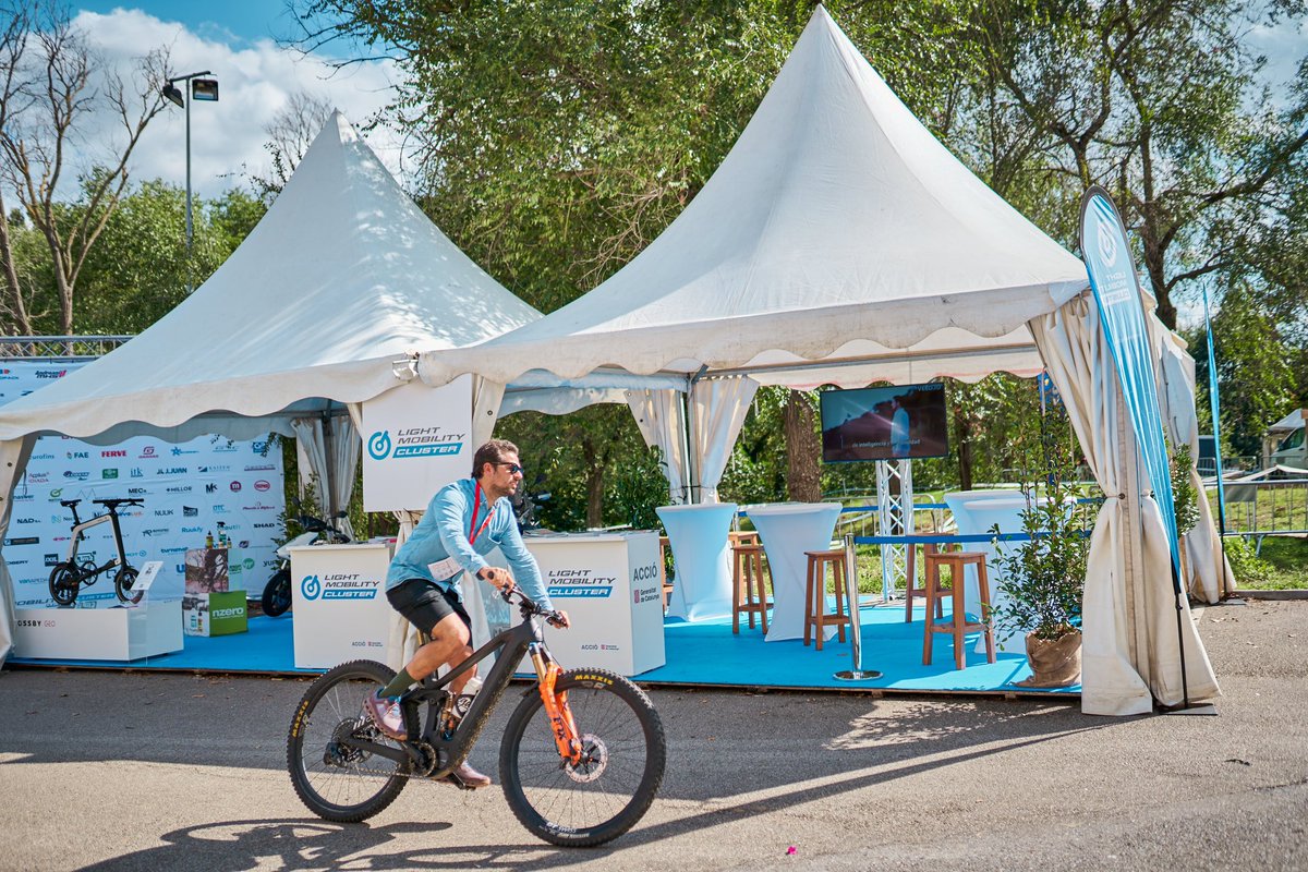 The Euro Mobility Festival and the Light Mobility Cluster, have renewed their collaboration agreement, which began in 2023, to join forces and strengthen the collaboration between the festival and the cluster in order to promote the sustainable urban transport sector ♻️🚲