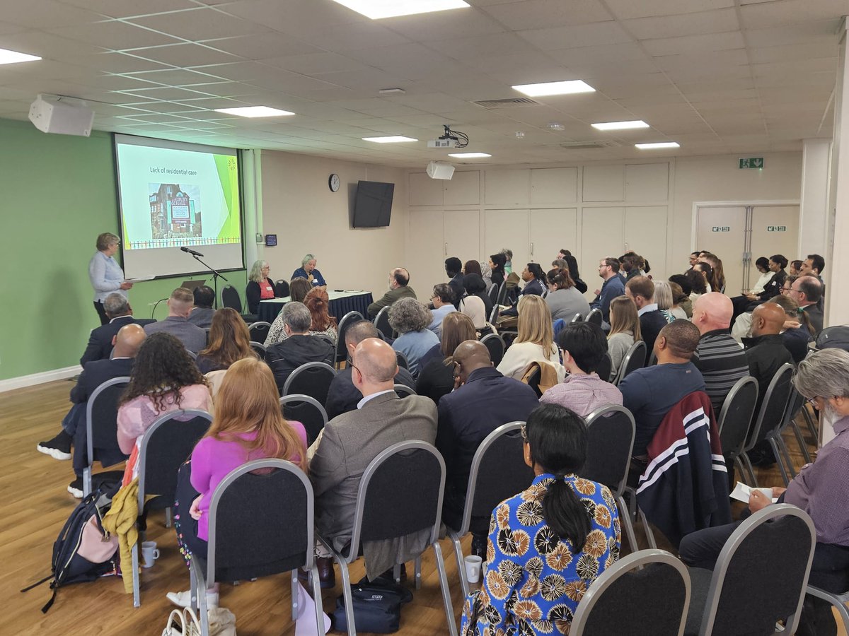 RCPSYCH​ NORTH WEST DIVISION SPRING CONFERENCE 2024:​ NEW HORIZONS IN DEMENTIA​ 9 May #rcpsychNWdementia So lovely to see a room full of our members enjoying the chance to catch up with their peers and hopefully learn some new insights into dementia @Nmathew16 @HylandDeclan