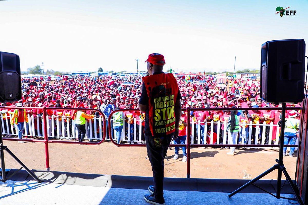 [IN PICTURES]: President @Julius_S_Malema addressing a community meeting in Brits this morning. The President has been spreading a message of hope to our people and encouraging them to make sure that 29 May 2024 is our 27 April 1994. True Freedom is coming on the 29 of May.…
