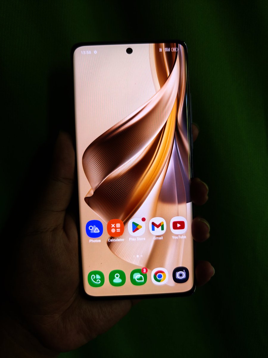 Oppo Reno 12 Pro 
-Mediatek Dimensity 9200+
-1.5K 120Hz Curved display
-50 MP IMX 890 (Main)
-8 MP IMX 355 (ultrawide) 
-50 MP ISOCELL  JN5 (Telephoto) 2X optical
-5000 mAh Battery
-80 W wired charging 
-ColorOS 14 on ( Android 14 )
Launching In China 🇨🇳