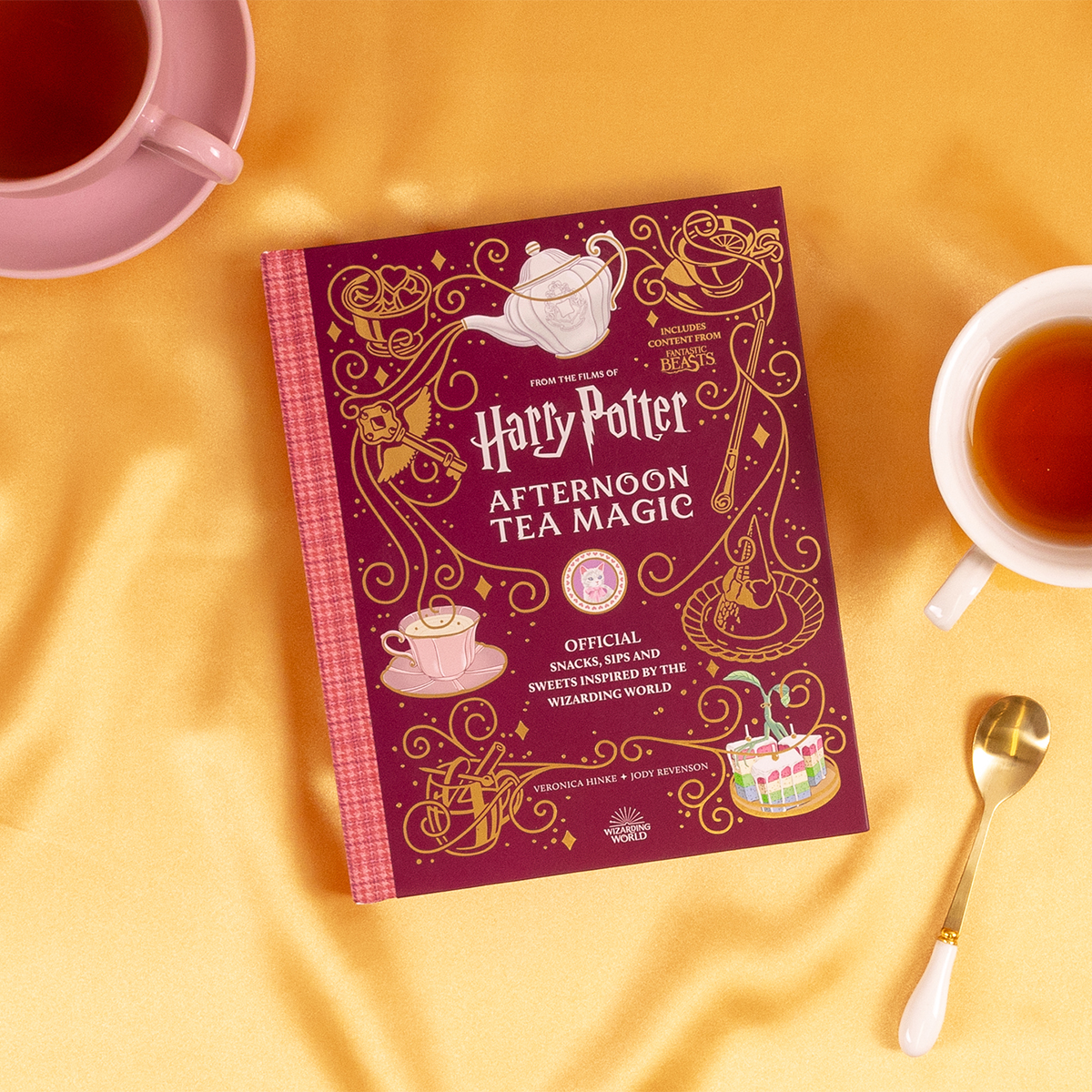 Indulge in an afternoon tea inspired by the Wizarding World of Harry Potter! 

With more than 50 recipes and stunning full-colour photography, this cookbook offers step-by-step instructions on creating a bewitching feast. ☕

Out now: brnw.ch/21wJC75